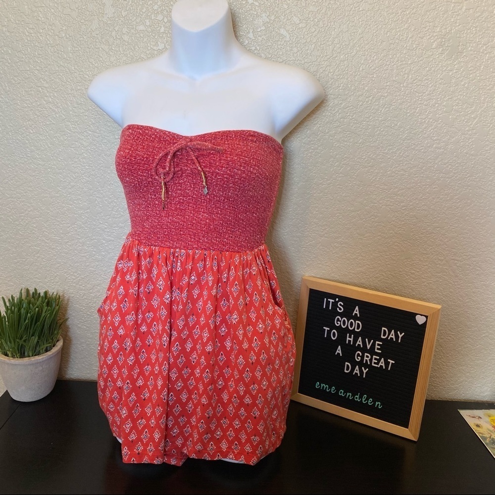 Billabong strapless smocked babydoll top‎